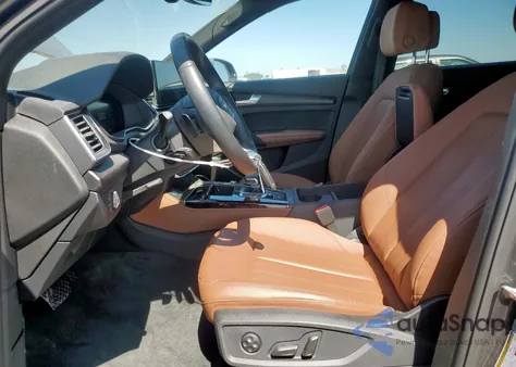 2023 Audi Q5 Premium Plus 45 z USA, uszkodzony, nr VIN WA1EAAFY0P2108388